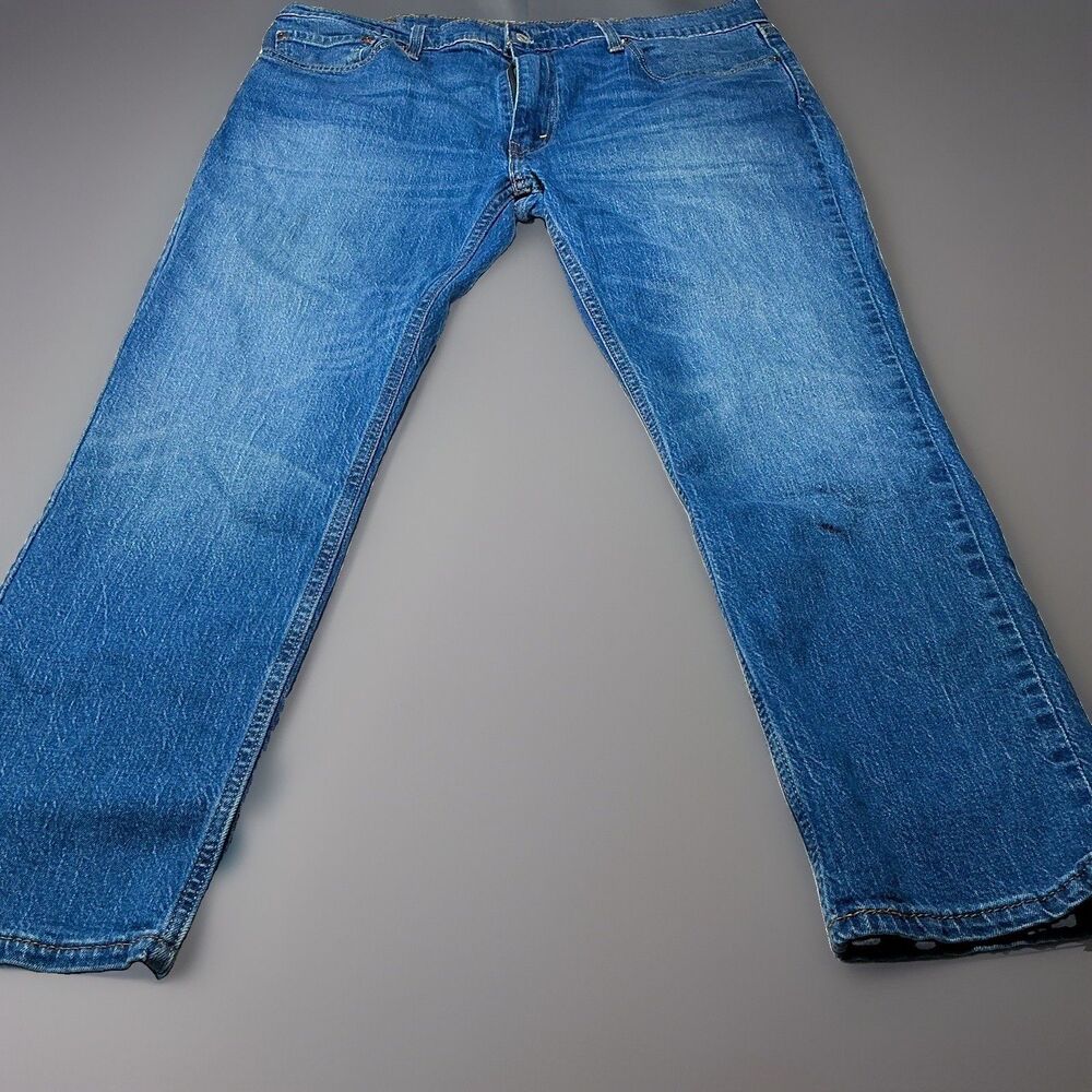 Levi's Men's Blue Medium Wash Denim Slim Fit Low Rise 5-Pocket Jeans